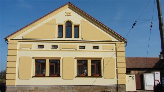 Pension Smetanuv Statek Hradec Kralove Exterior photo
